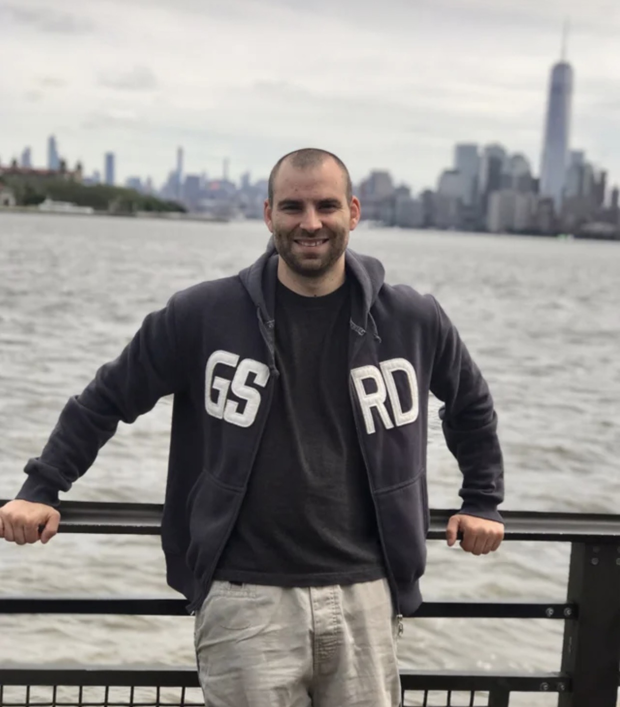 Nick - Denens - Vaud | Rencontre Mature